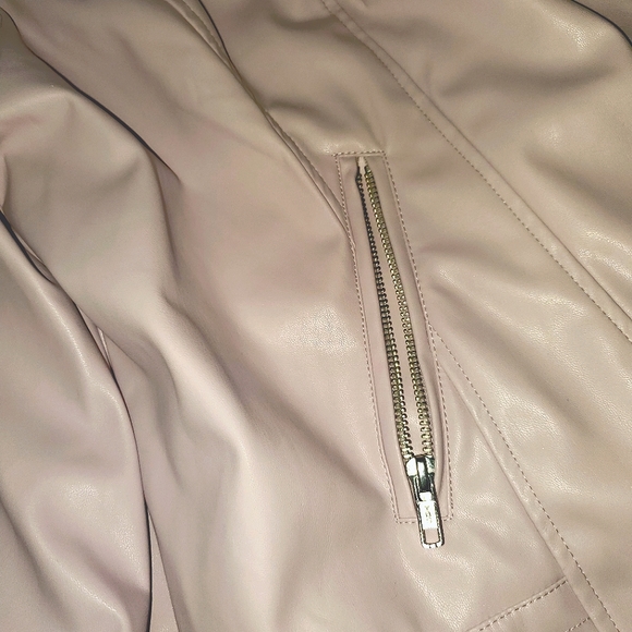 Lavender leather jacket - Picture 3 of 7